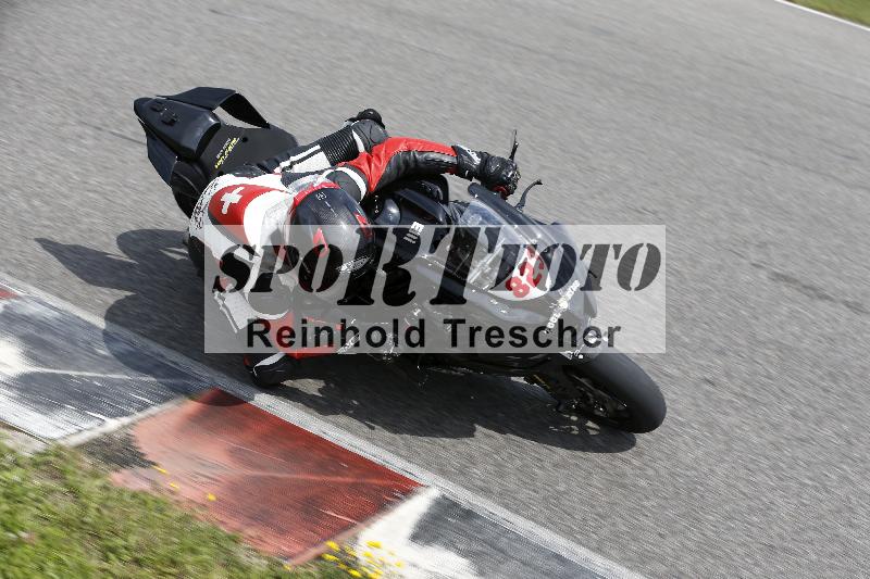 /Archiv-2024/29 12.06.2024 MOTO.CH Track Day ADR/Gruppe rot/823